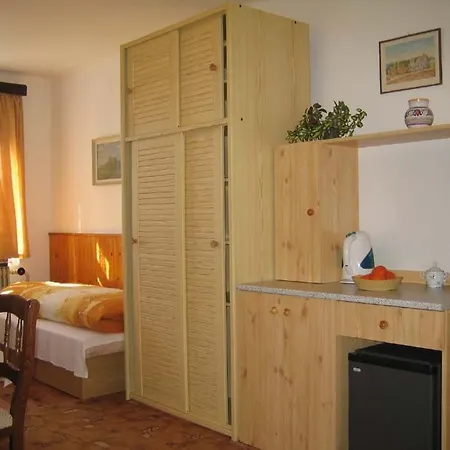 Nevcehle Penzion